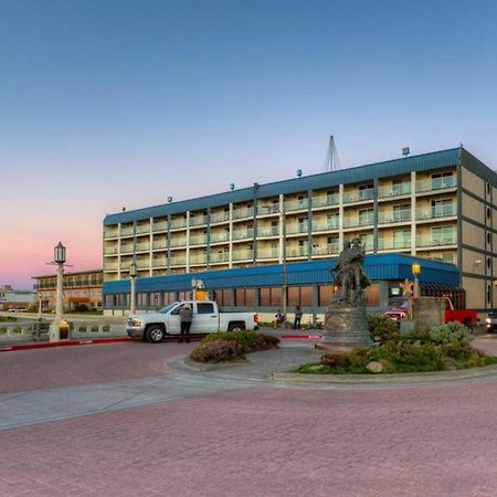 Promenade Inn & Suites Oceanfront Seaside Esterno foto