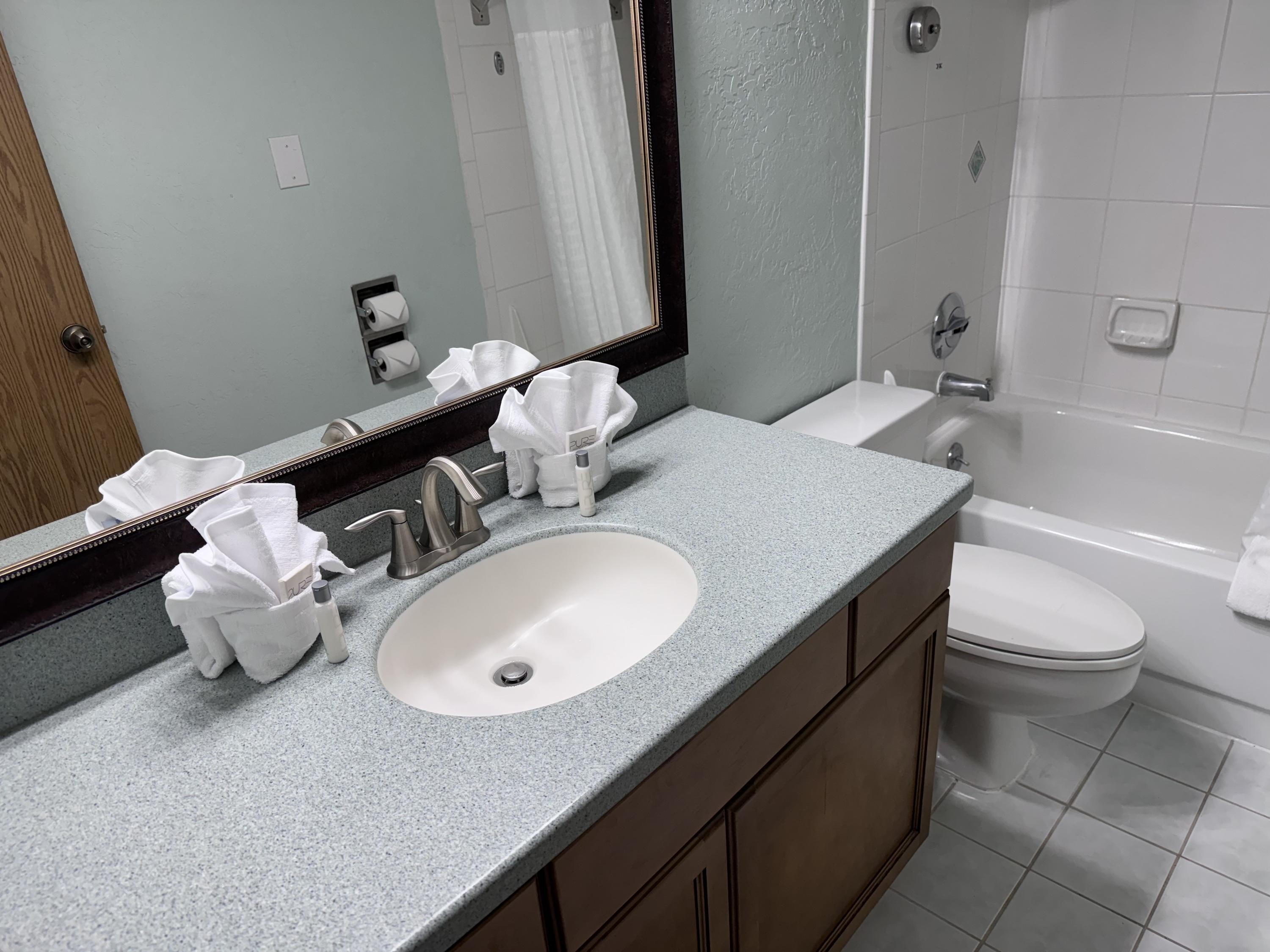 Promenade Inn & Suites Oceanfront Seaside Esterno foto