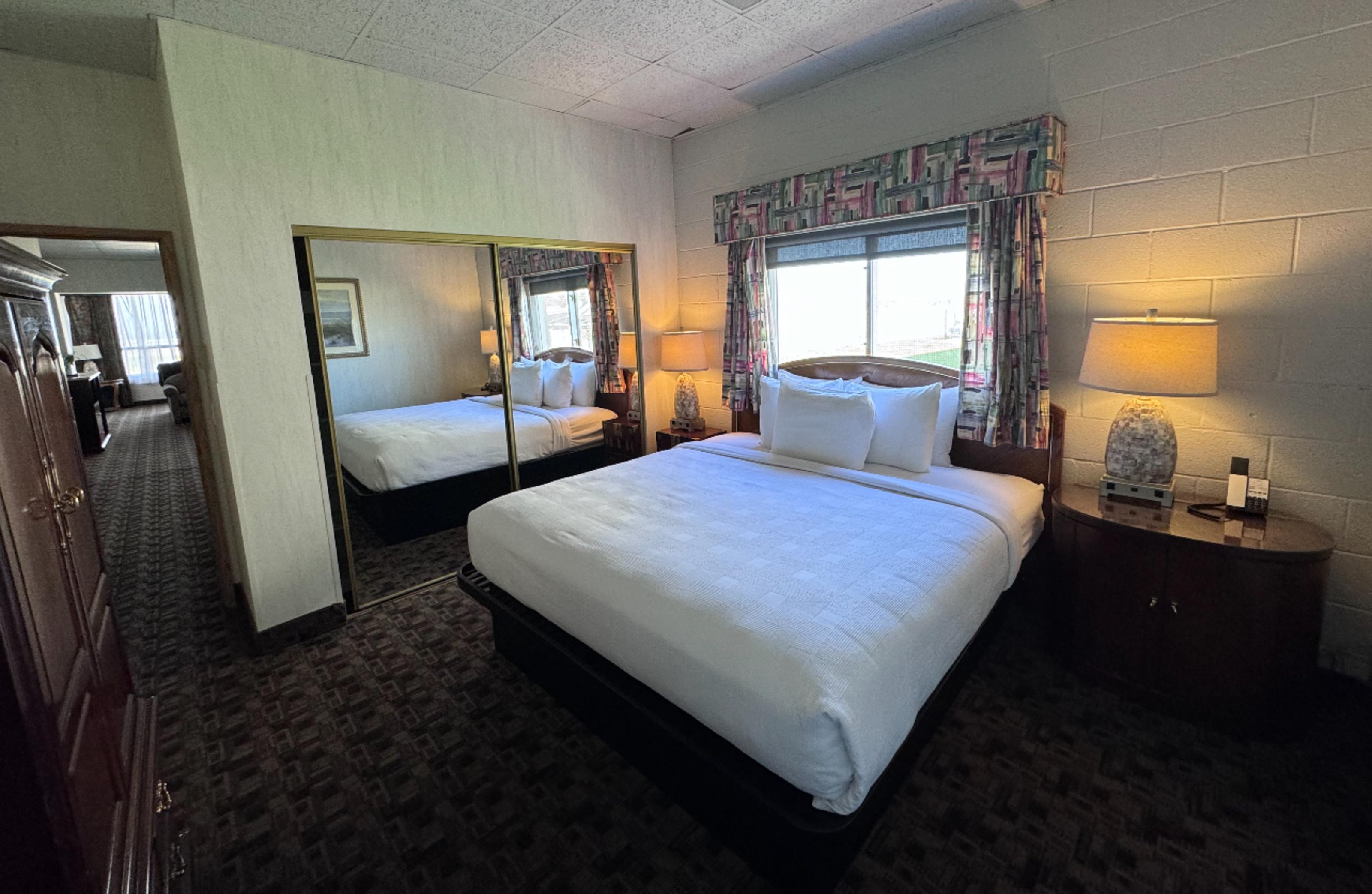 Promenade Inn & Suites Oceanfront Seaside Esterno foto