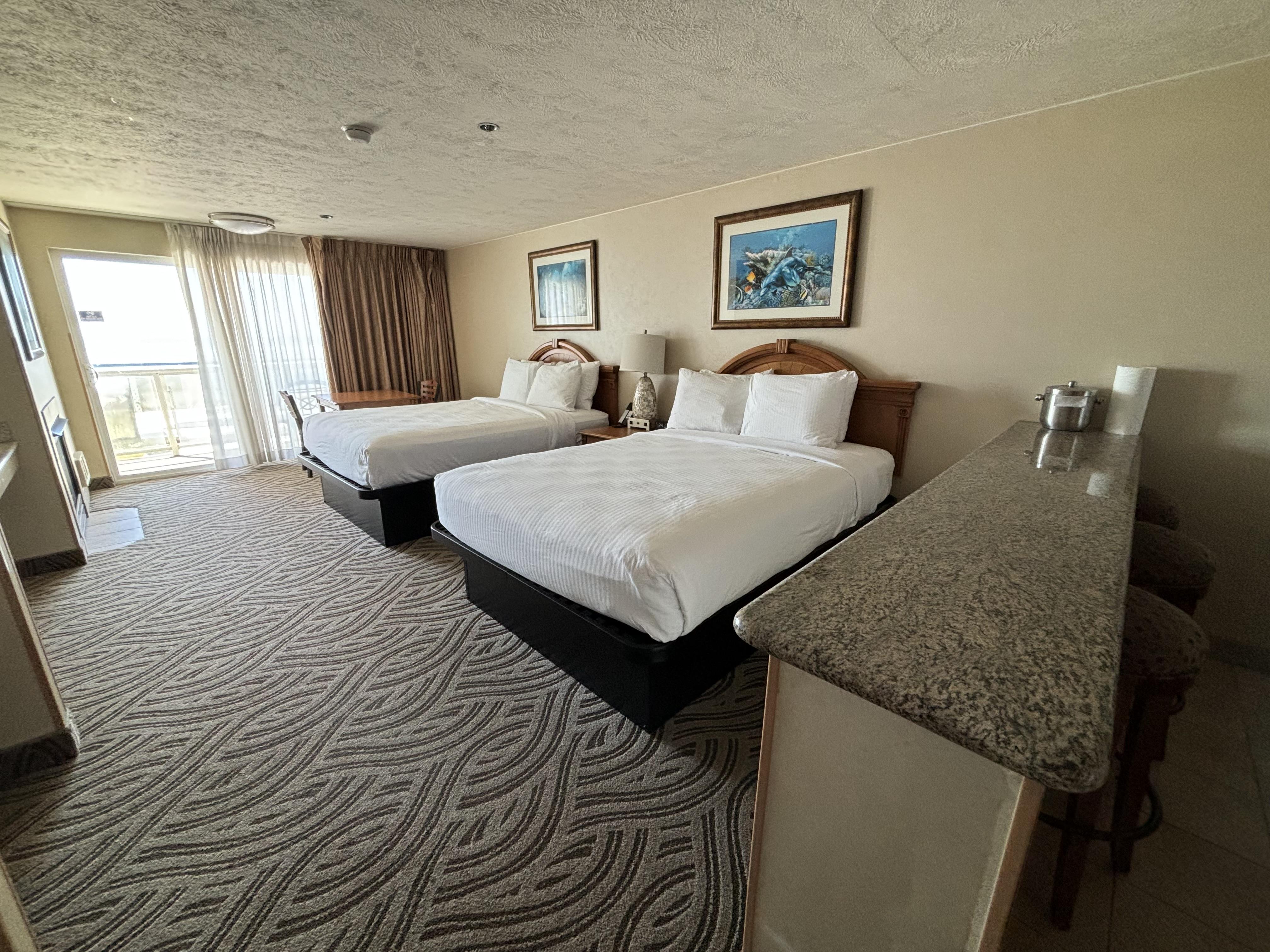 Promenade Inn & Suites Oceanfront Seaside Esterno foto