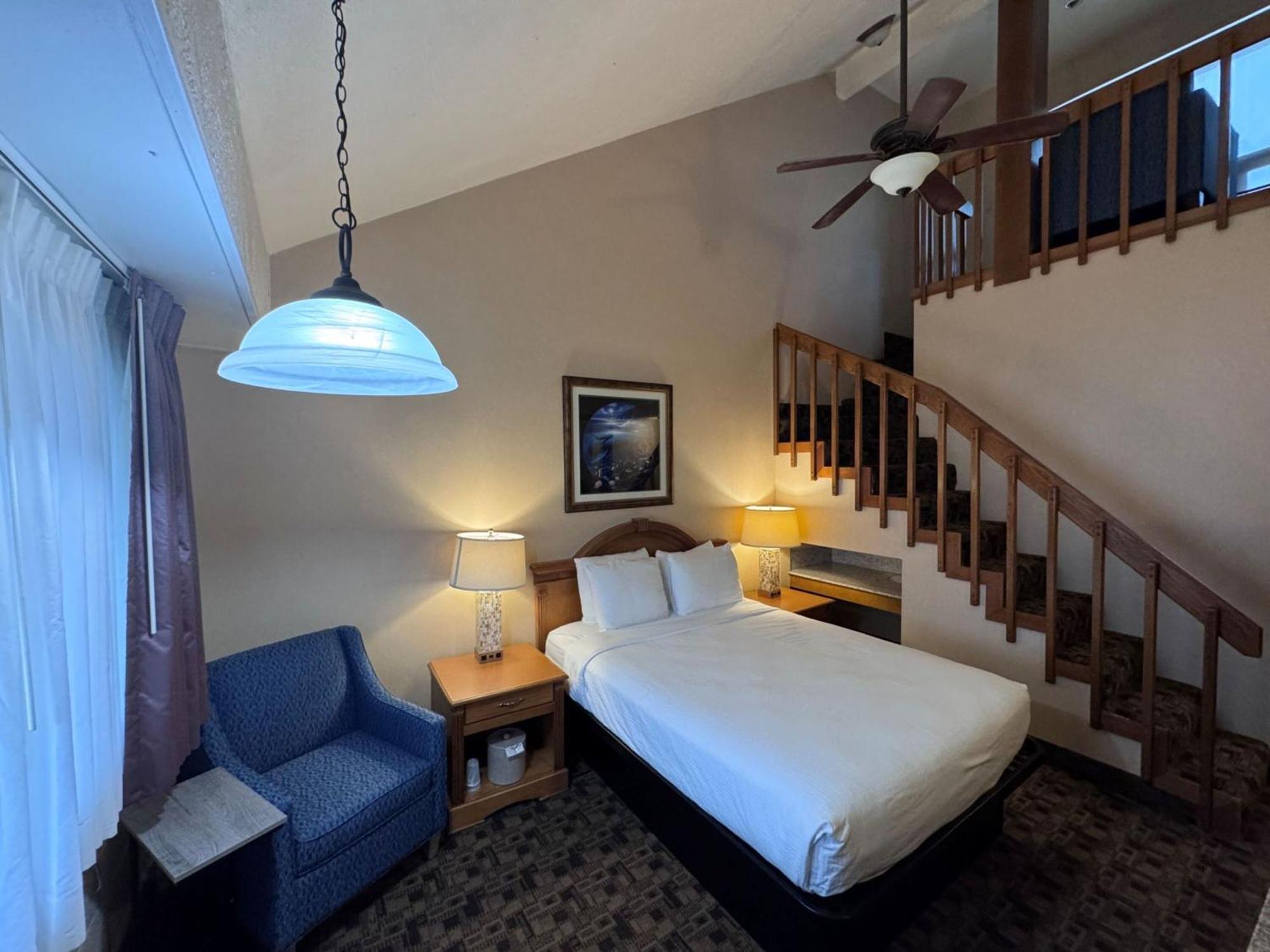 Promenade Inn & Suites Oceanfront Seaside Esterno foto
