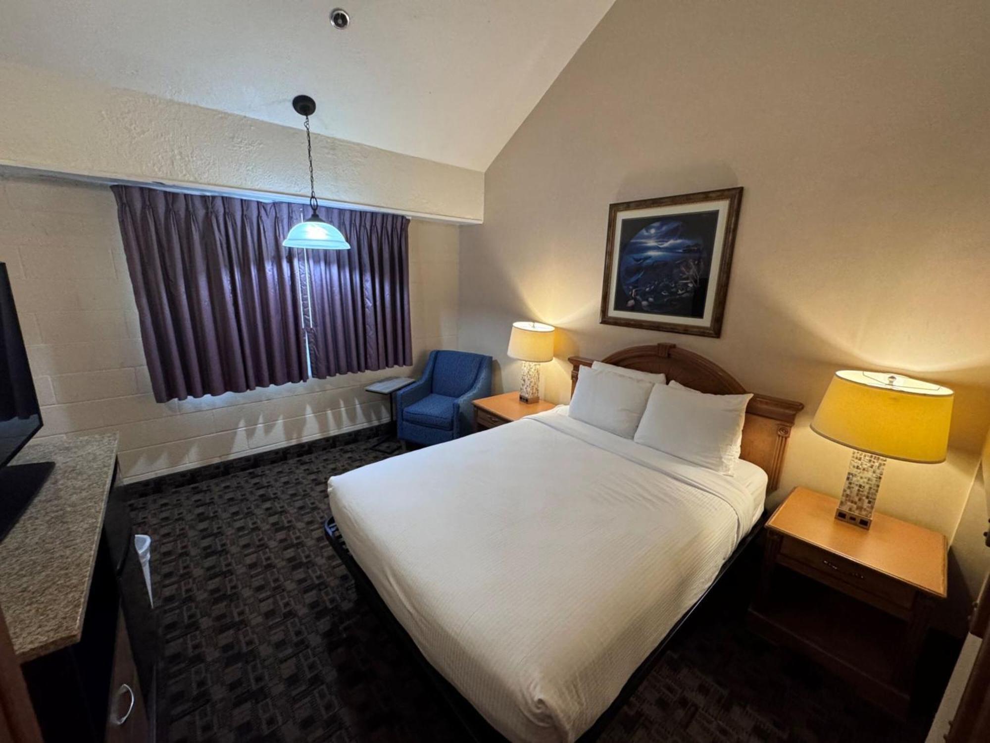 Promenade Inn & Suites Oceanfront Seaside Esterno foto